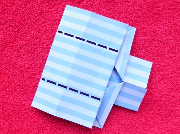 Poppenhuis stoel maken Poppenhuis stoel maken