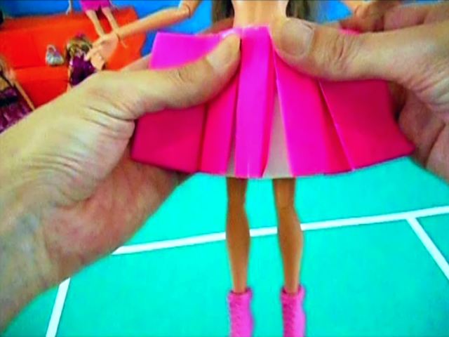 Fold an Origami cheerleader skirt