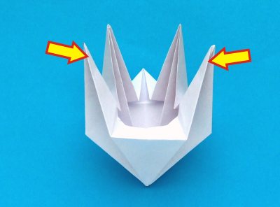 Fold an Origami Christmas Cactus Fold an Origami Christmas Cactus