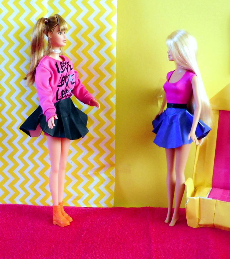 Paper skirts for dolls Paper skirts for dolls