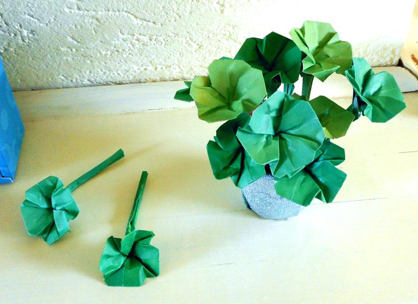 Origami Klavertjes Vier Origami Klavertjes Vier