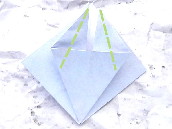 Origami kakkerlak maken