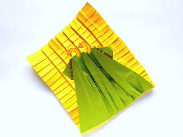 Origami Maïskolf maken