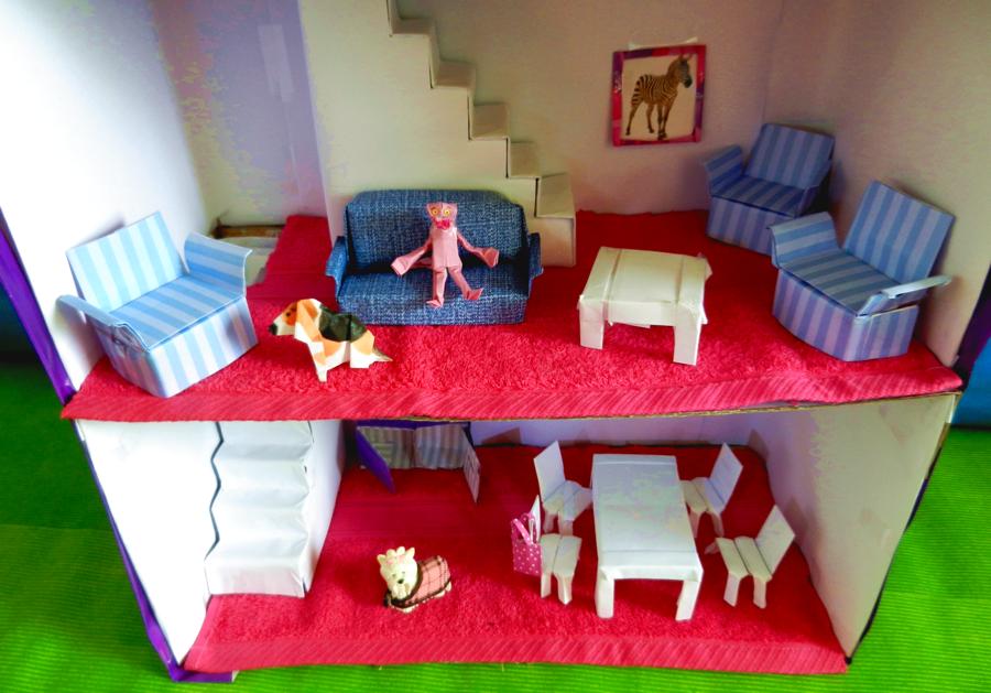 Origami dollhouse