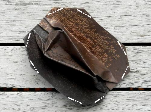 Fold an Origami cowboy hat Fold an Origami cowboy hat
