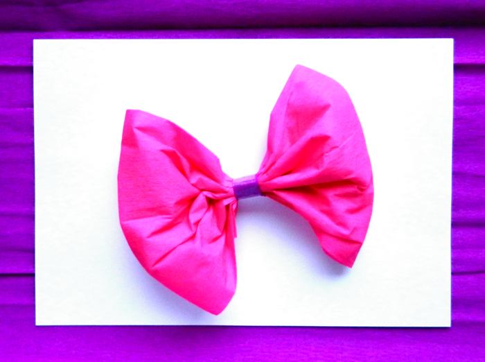 Crepe paper bow Crepe paper bow