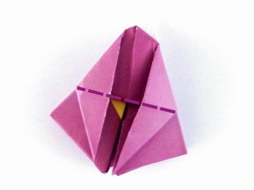 Folding an Origami Crocus flower Folding an Origami Crocus flower