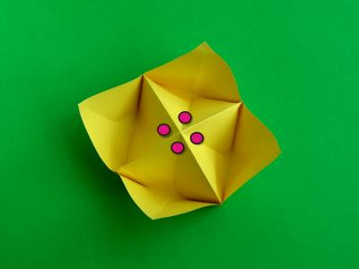 een kroon van papier maken een kroon van papier maken