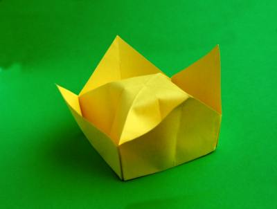 origami crown