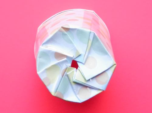 Een beker van papier maken Een beker van papier maken