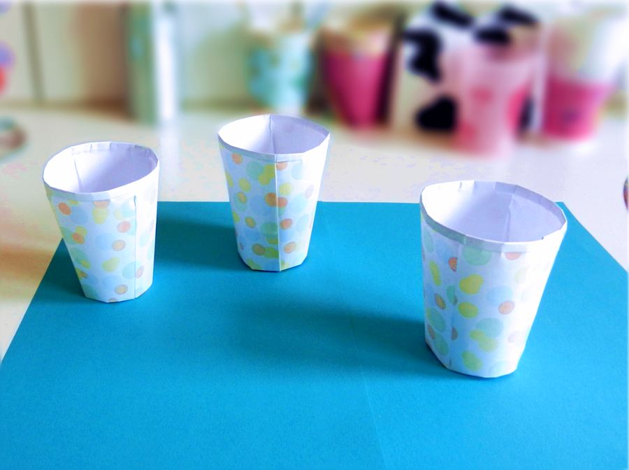 Origami cups Origami cups
