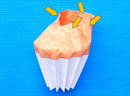 Make paper Origami cupcakes