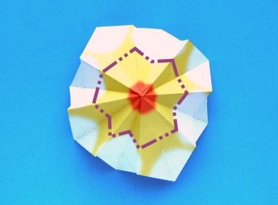 Fold an Origami Daffodil Fold an Origami Daffodil