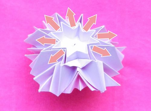 Make Origami Dahlia flowers Make Origami Dahlia flowers