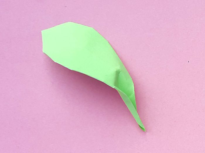 Origami leaf