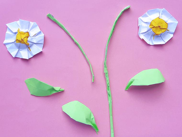 Make Origami Daisy flowers