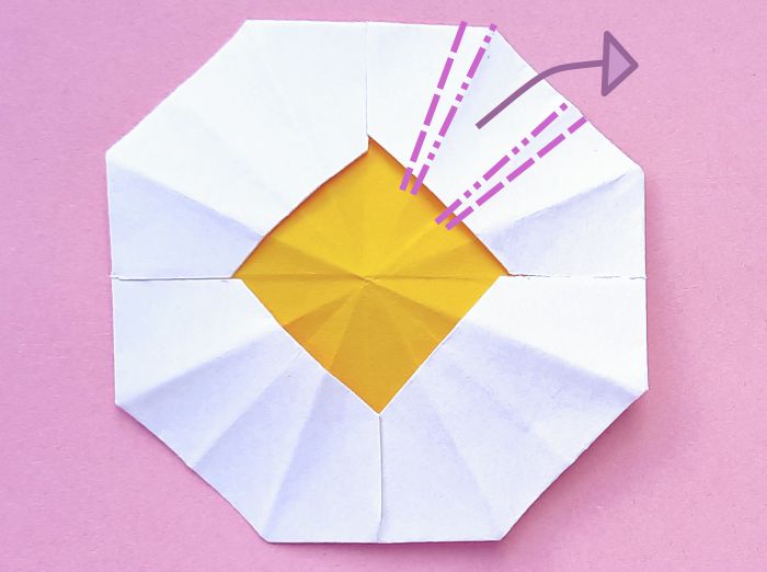 Make Origami Daisy flowers