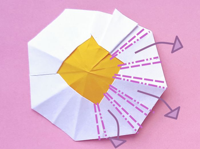 Make Origami Daisy flowers Make Origami Daisy flowers