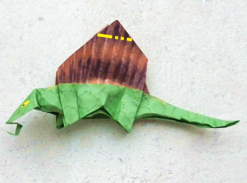 origami Dimetrodon folding instructions