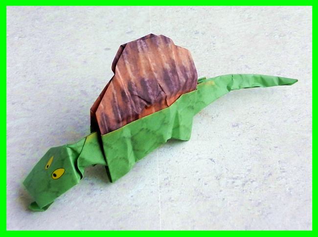 origami Dimetrodon dinosaur