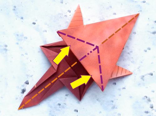 Een Origami draak vouwen Een Origami draak vouwen