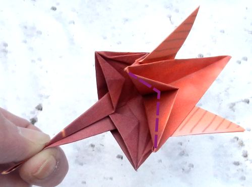 Een Origami draak vouwen