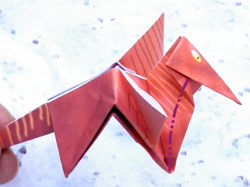 Een Origami draak vouwen