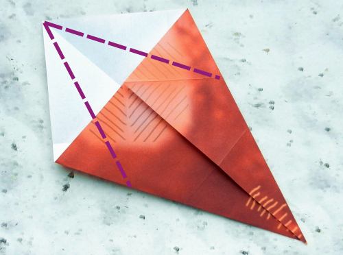 Een Origami draak vouwen Een Origami draak vouwen