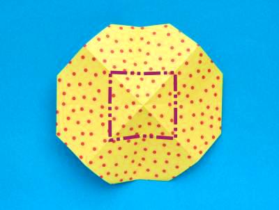 Eierdopje van papier maken Eierdopje van papier maken