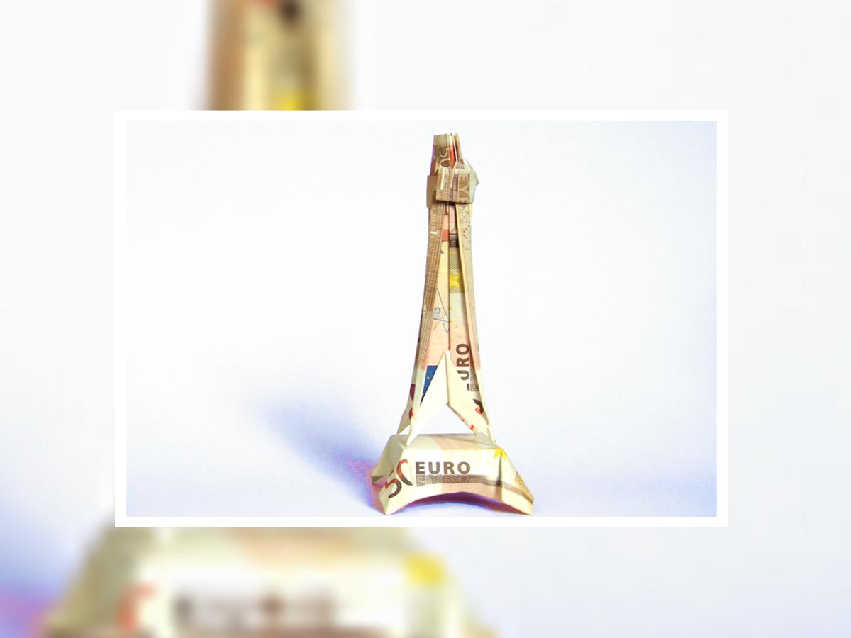 money origami eiffel tower