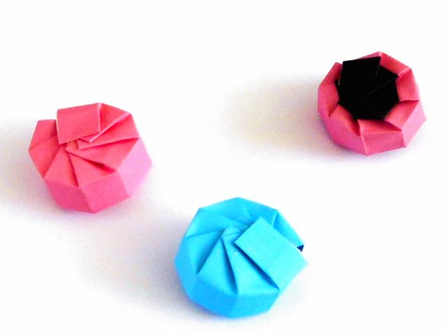 Origami Engels drop Origami Engels drop
