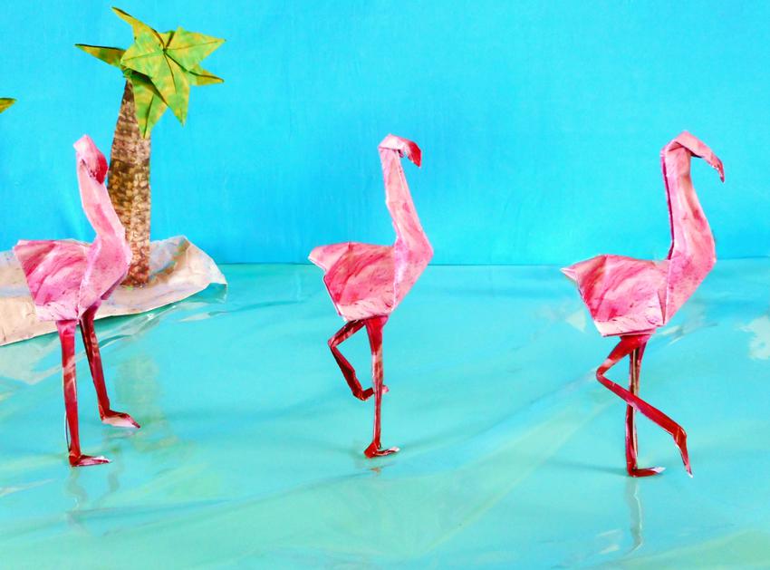 Origami Flamingo's