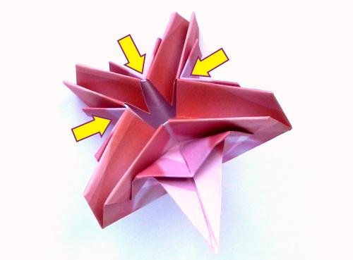 Make an Origami Flower Ball Tree