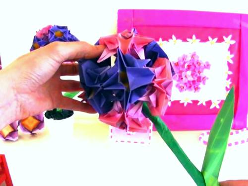 Make an Origami Flower Ball Tree