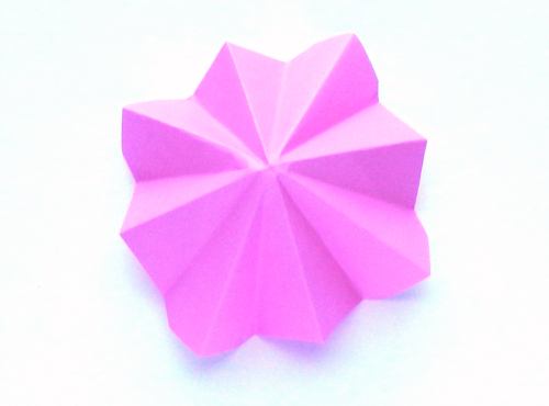 Een cocktail paraplu maken van papier