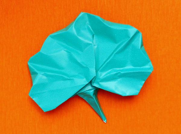 Origami leaf