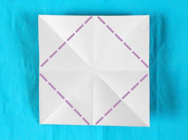 Origami cadeaudoos vouwen