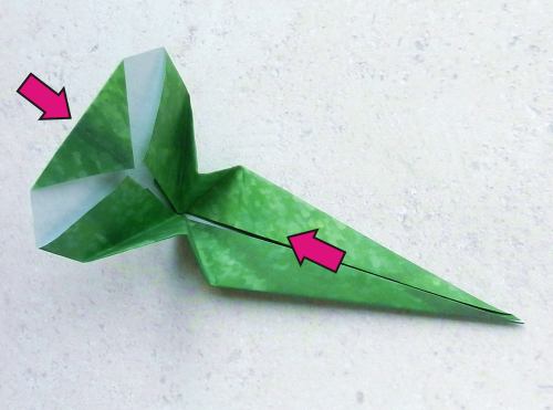 origami heart shaped leaf folding instructions