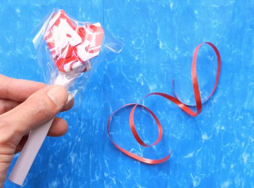 Origami Heart Shaped Lollipop instructions