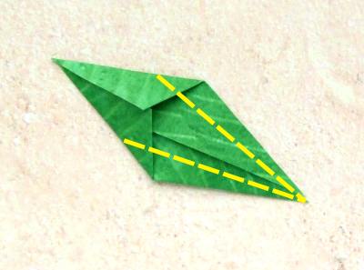 how to fold a cute pointed origami leaf