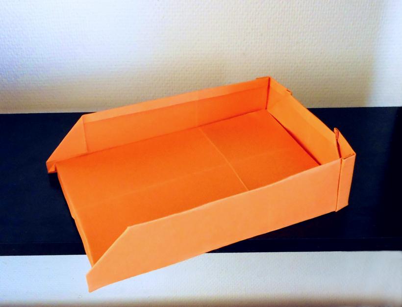 Origami letter tray