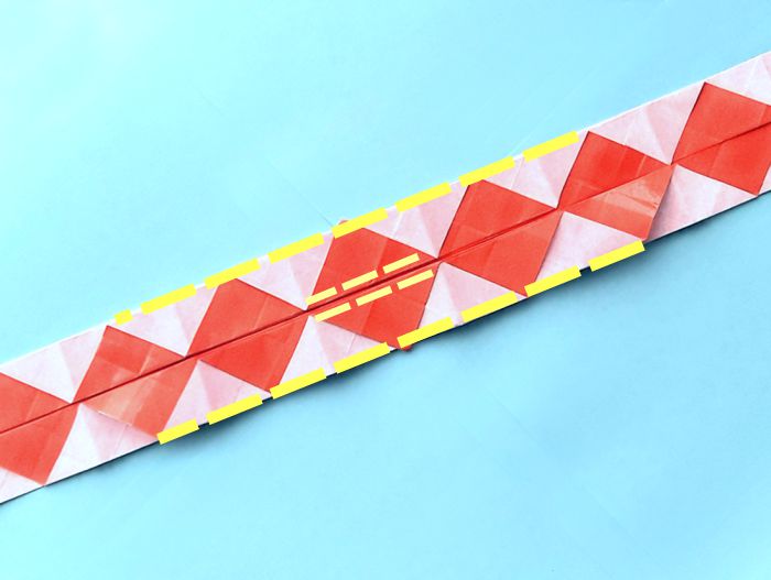Reddingsboei van papier maken