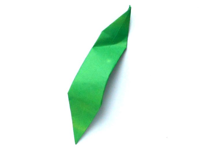 Origami leaf