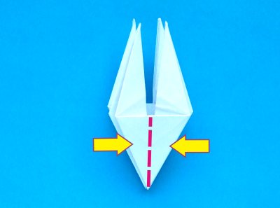 Fold an Origami Lotus flower Fold an Origami Lotus flower