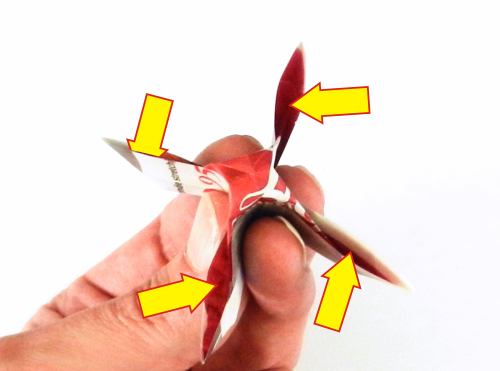 Make Origami Magazine Flowers Make Origami Magazine Flowers