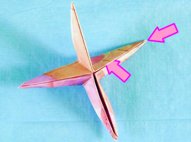 Make an Origami Wreath Make an Origami Wreath