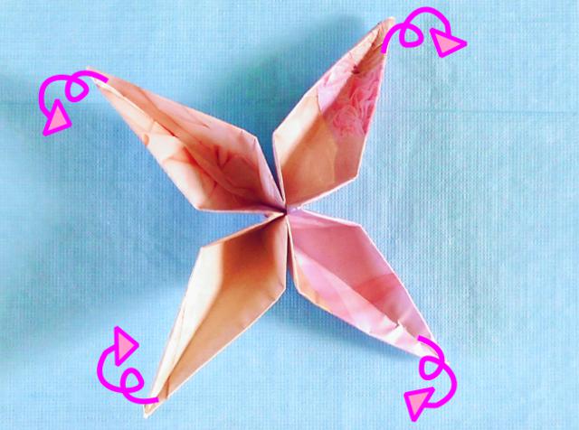 Make an Origami Wreath