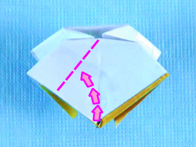 Make an Origami Wreath Make an Origami Wreath
