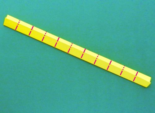 Een toverstaf knutselen van papier Een toverstaf knutselen van papier