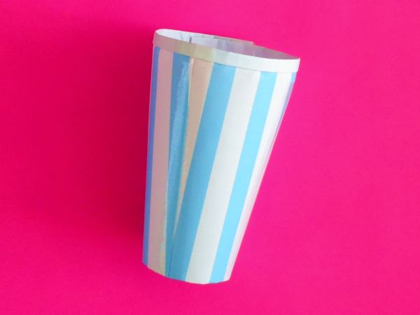 Paper milkshake cup